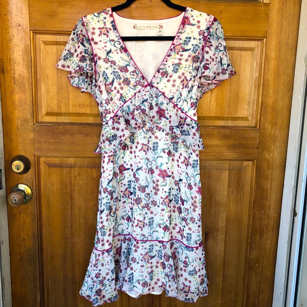 CHELSEA & VIOLET • ruffle sleeve floral dress XS